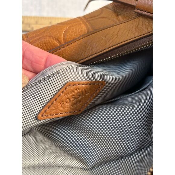 Fossil Hannah leather hobo bag belt strap gold studs key charm shoulder - Picture 6 of 9